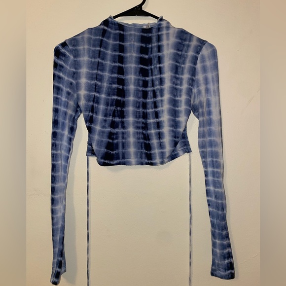 Princess Polly Tops - Long Sleeve Tie Dye Crop Top | Princess Polly size:4